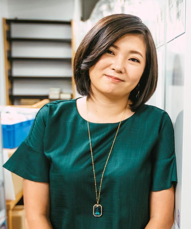 吉田恵里香さん（上半身バージョン）