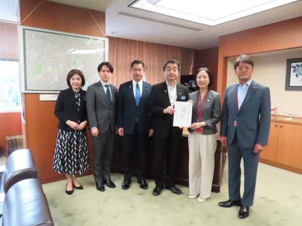 佐々木紀国土交通副大臣への要望活動の様子