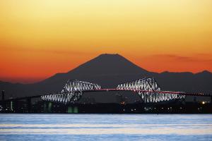 東京ゲートブリッジと富士山