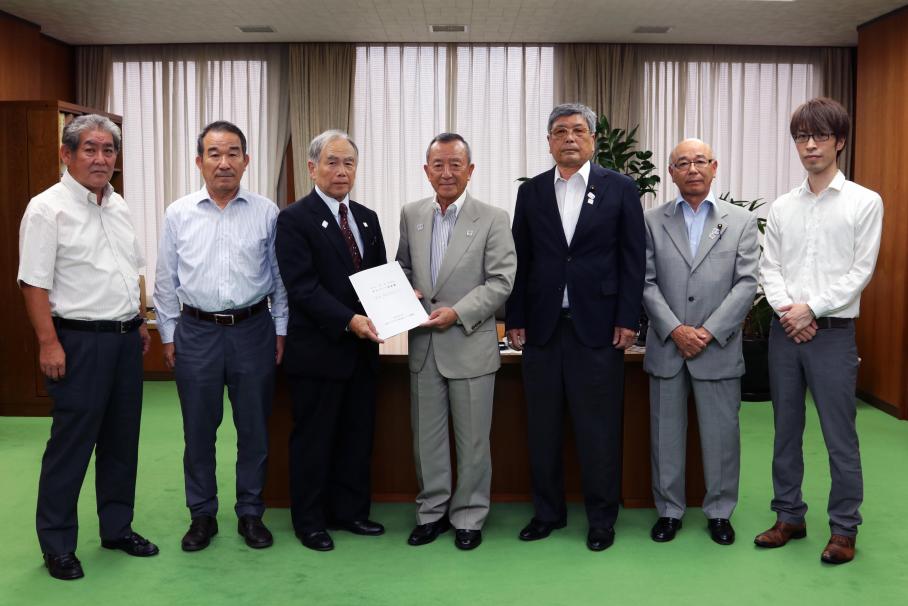 「北砂三・四・五丁目地区まちづくり協議会」による「まちづくり提案書」の提出（平成29年9月27日）