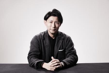 横山昴氏