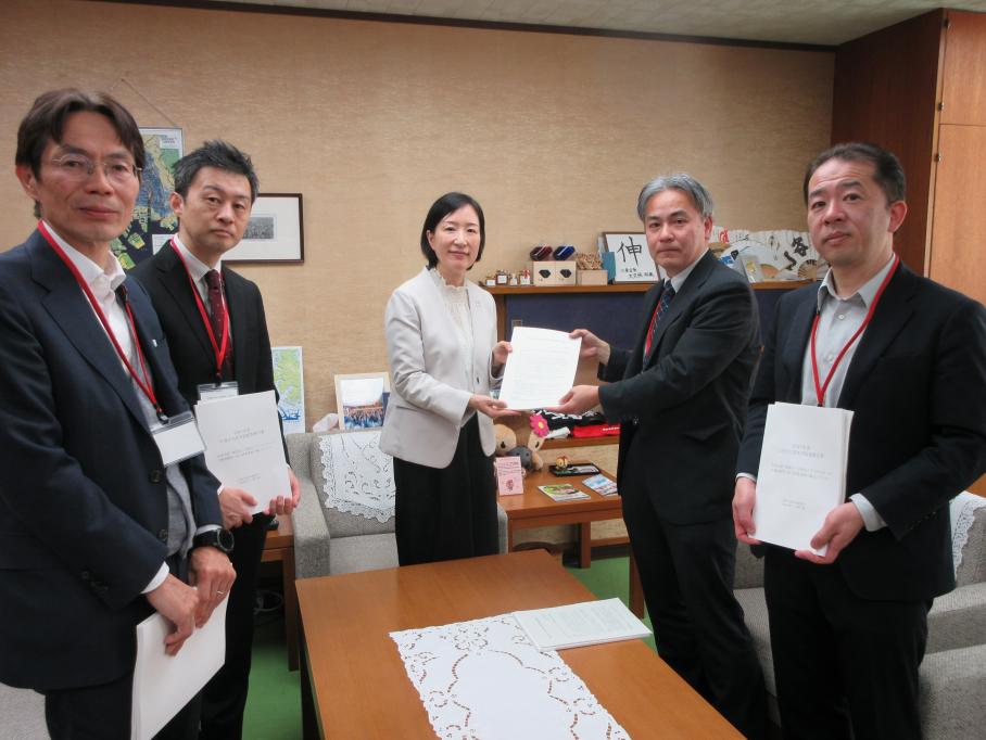 監査報告書の手交