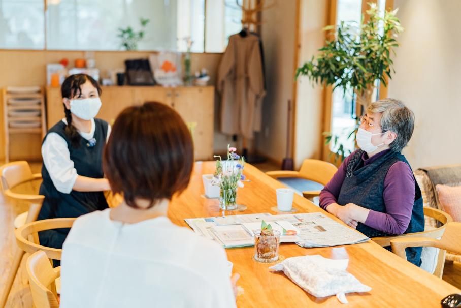 がんの夜間相談事業写真