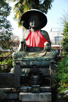 銅造地蔵菩薩坐像（江戸六地蔵の一）