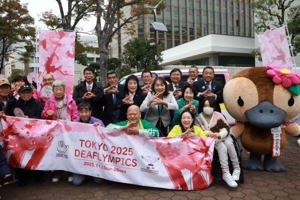 デフリンピックキャラバンカーイベント