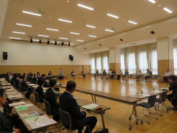 青少年問題協議会の様子
