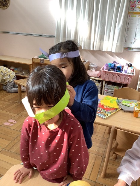 3歳目隠ししてあげるね