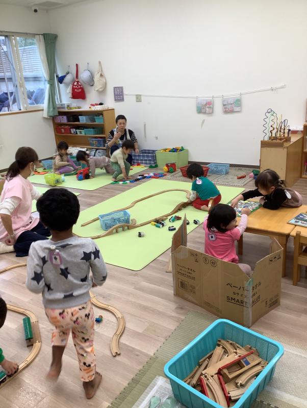 りす組が遊んでいる様子