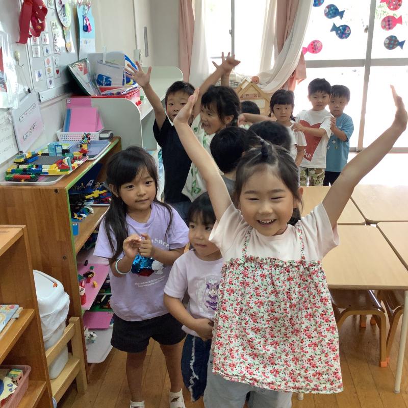 じゃんけんれっしゃをしているところ
