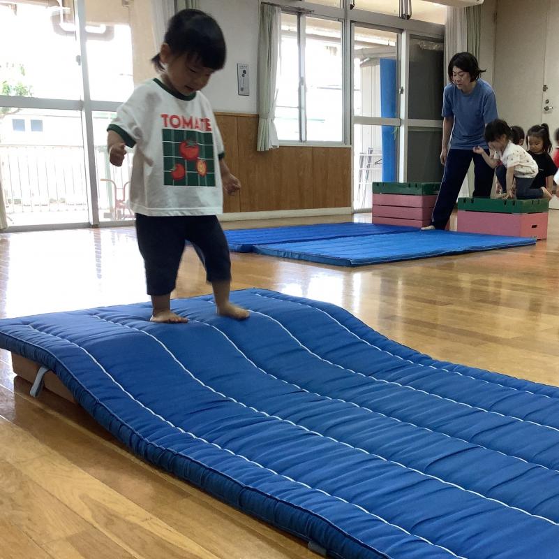 走る