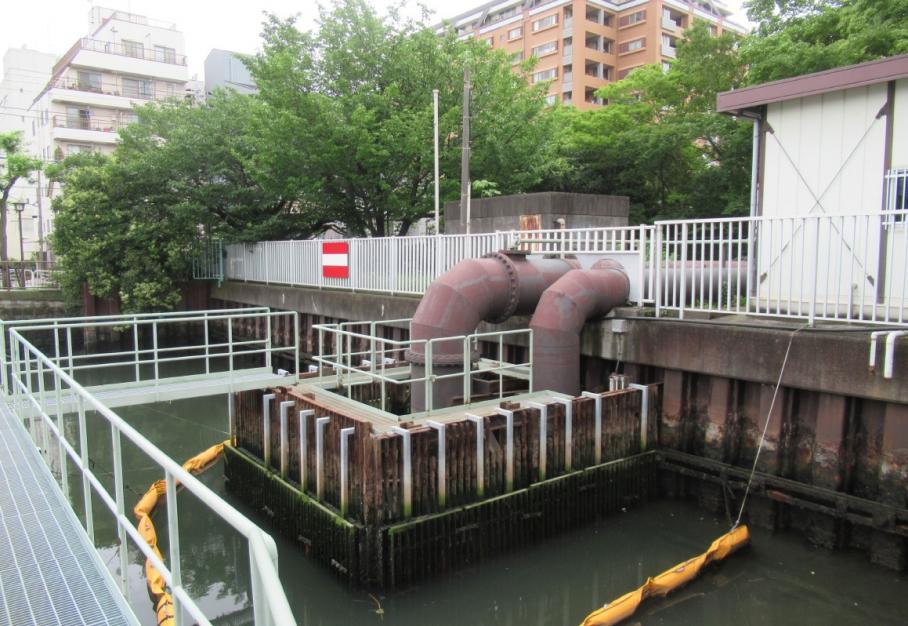 仙台堀川取水ポンプ所のサイフォン設備の写真