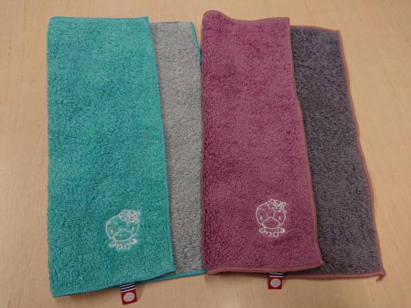 リバーシブルタオルハンカチ